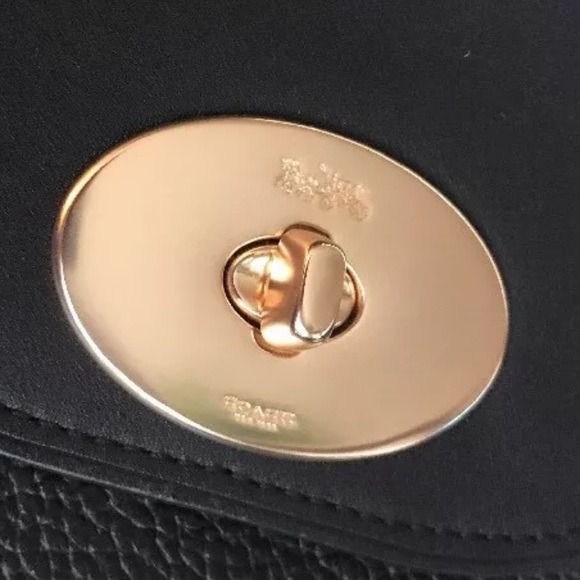 Authentic Coach pebbled leather Satchel/Crosby 🥀 - Picture 8 of 8